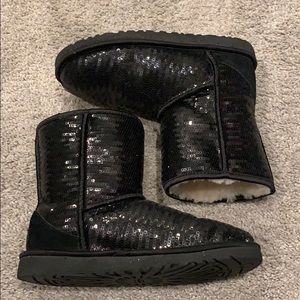 ✨ sequin uggs!